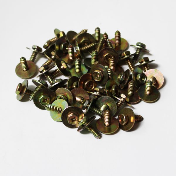 Insta Finish Universal Screw, Head width:20mm Length:22.5mm Diameter:6mm Universal Board Screw QTY:50pcs - Image 2