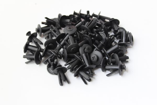 Insta Finish Clip for Toyota, KAS- 0487 Head width:19.8mm Length:22mm Diameter:8mm OEM:Toyota 90467-08155 QTY:50pcs, KAS-0487 - Image 2